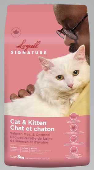 Thumbnail of the Loyall Signature Cat Kitten Food Salmon 3Kg