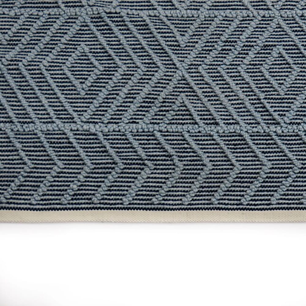 Hand Woven Polyester Indoor/Outdoor Rug, Navy, 4' x 6'
