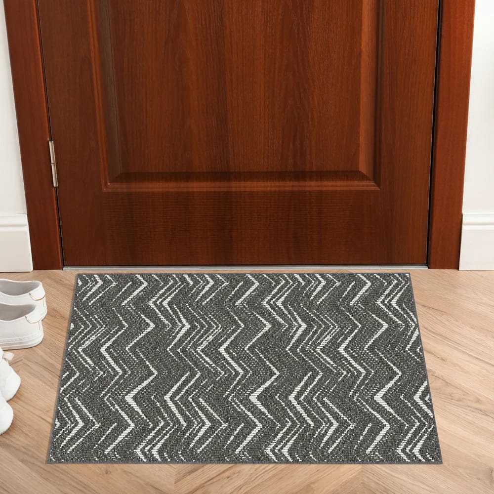 20.5"x32" Washable Accent Rug with Non-Skid Back, Charcoal