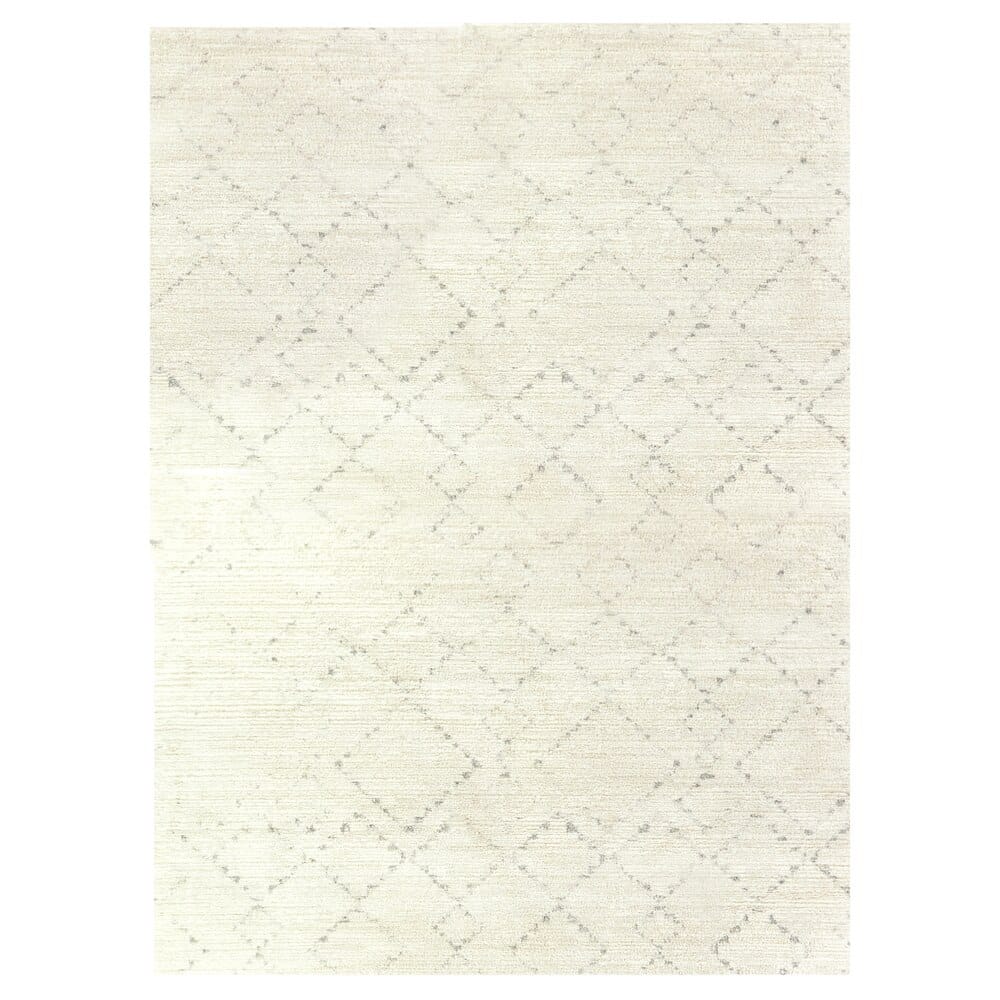 Opulence 6'6" x 9' Area Rug