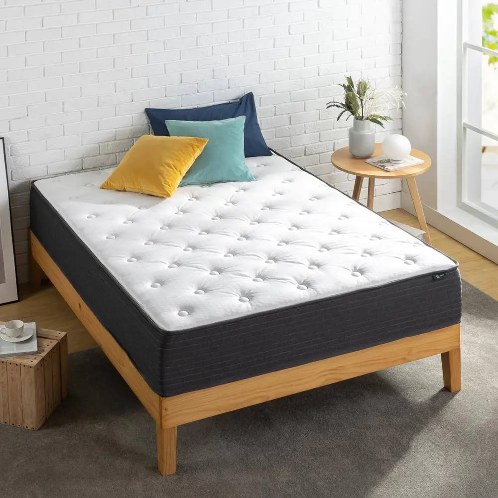 Zinus 10" Comfort Essential Medium Hybrid Pocket Spring Mattress, King