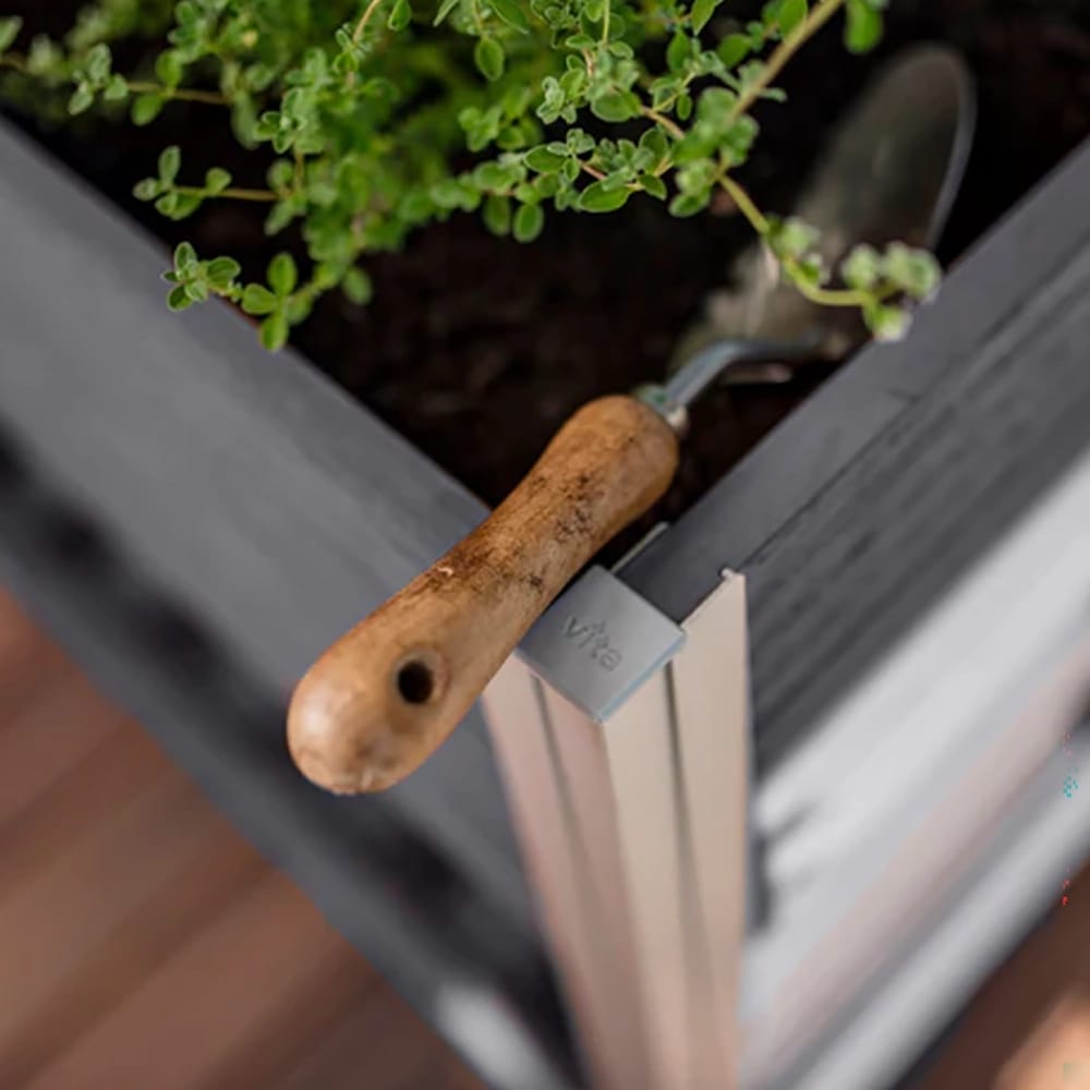 Vita Urbana Herb Farm, Slate Gray