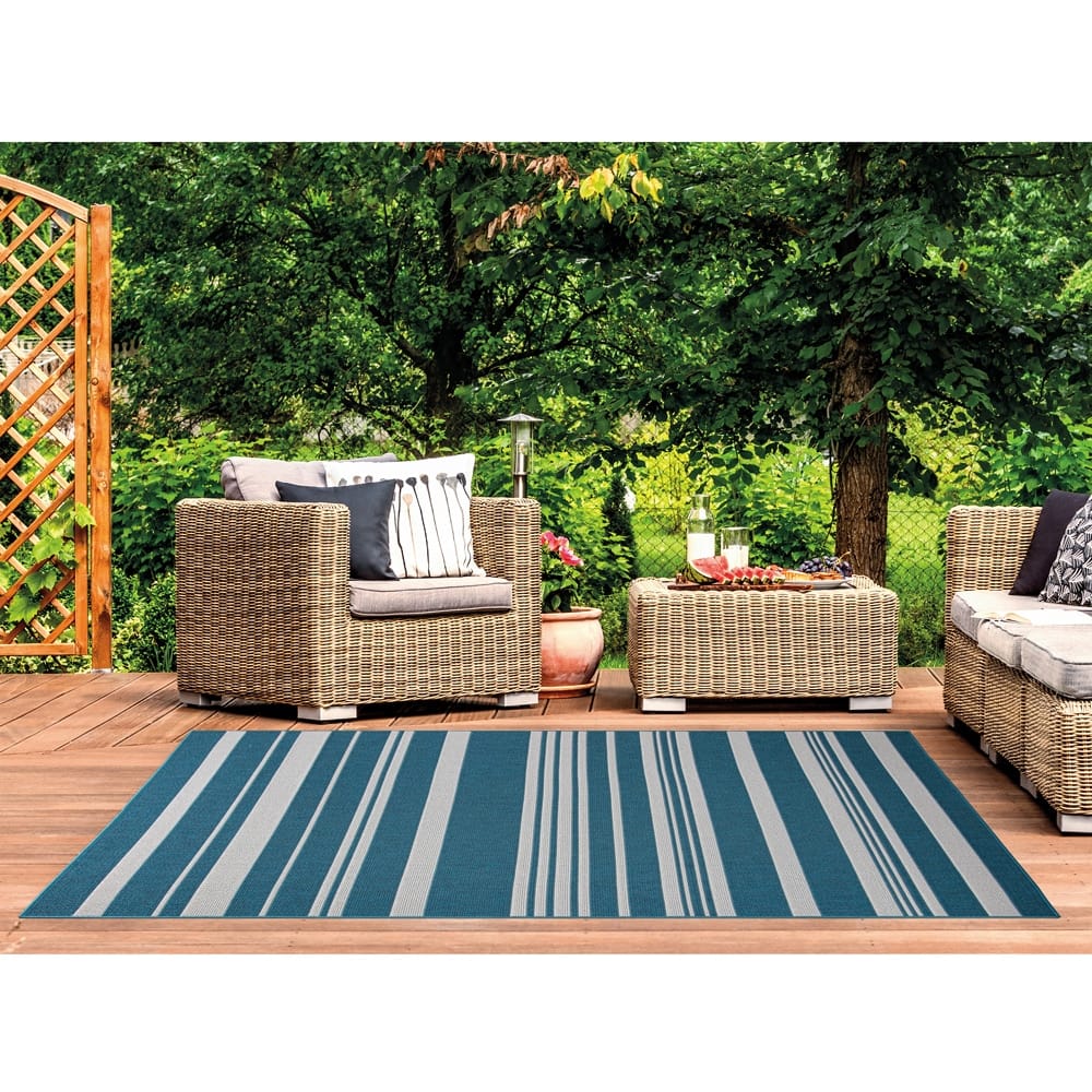 Oasis Premium Indoor/Outdoor Area Rug, 7'10" x 9'10"