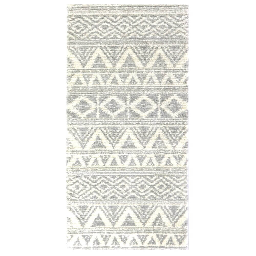 Opulence 2' x 4' Area Rug