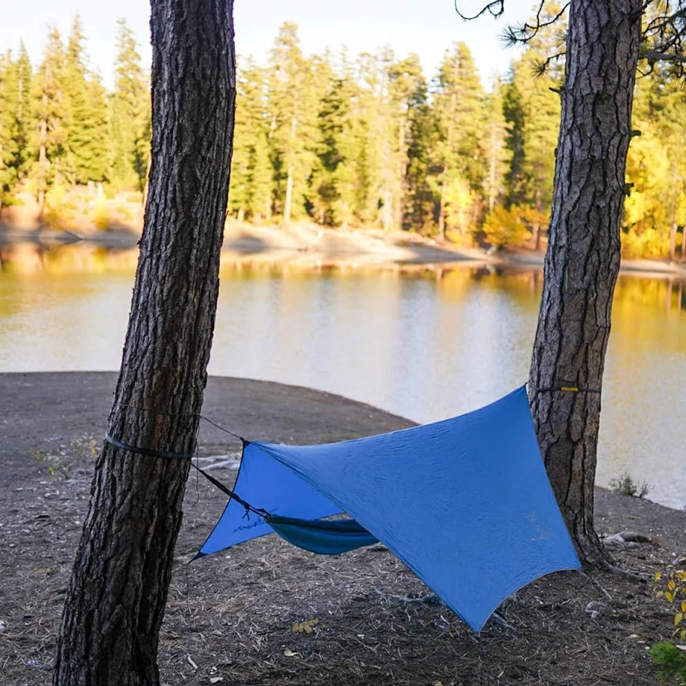 Wise Owl Outfitters Standard Hammock Tarp with Tent Stakes, Blue