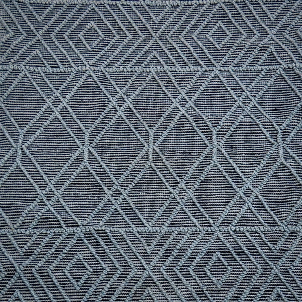 Hand Woven Polyester Indoor/Outdoor Rug, Navy, 5' x 7'