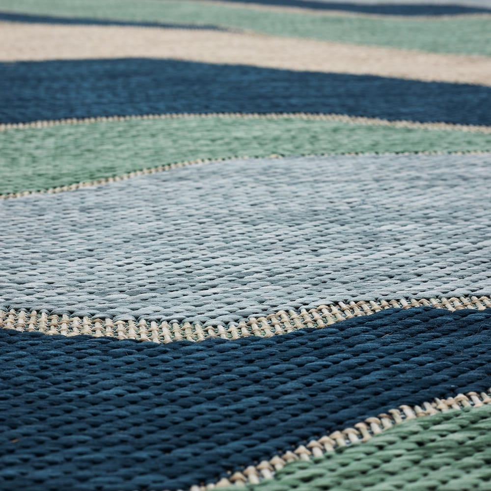 Mohawk Indoor/Outdoor Area Rug, Aqua Waves, 8' x 10'