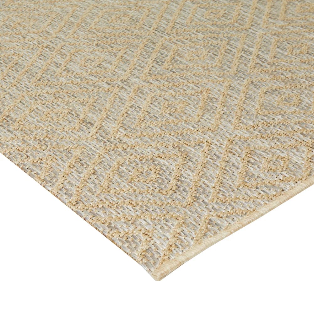 Balta 7'10" x 10' Indy Diamonds Indoor/Outdoor Area Rug, Beige