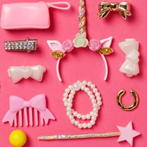 Dolls & Doll Accessories