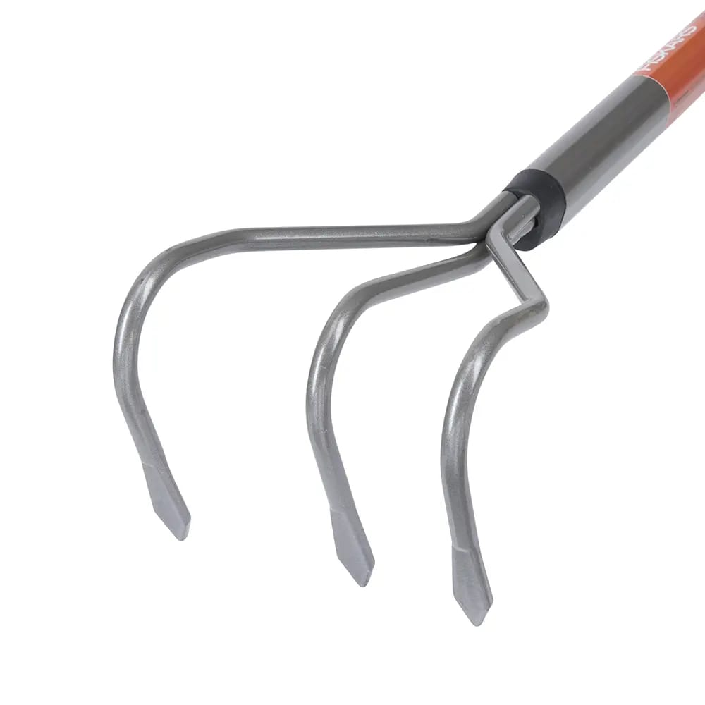 Fiskars Aluminum Long Handle Cultivator