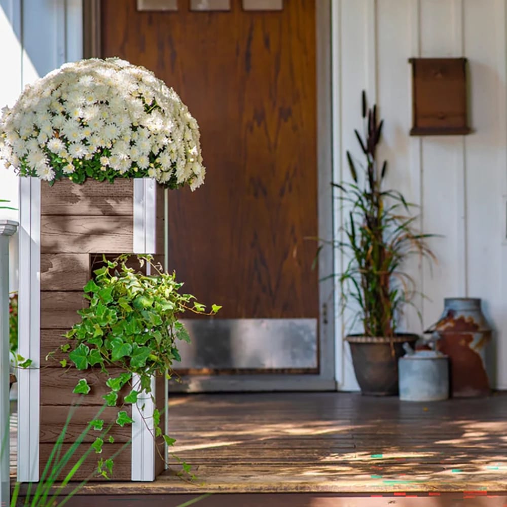 Vita Urbana Pillar Planter, Espresso