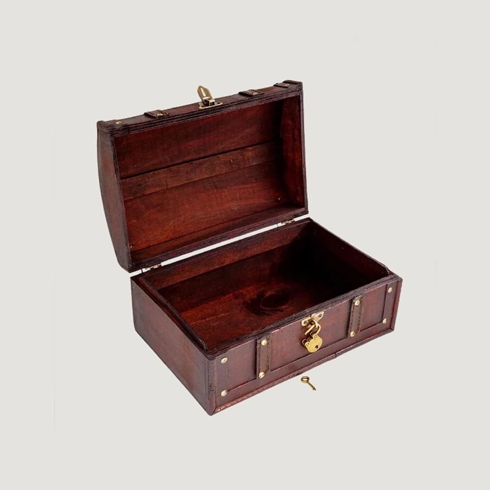 Brynnberg Wooden Treasure Chest