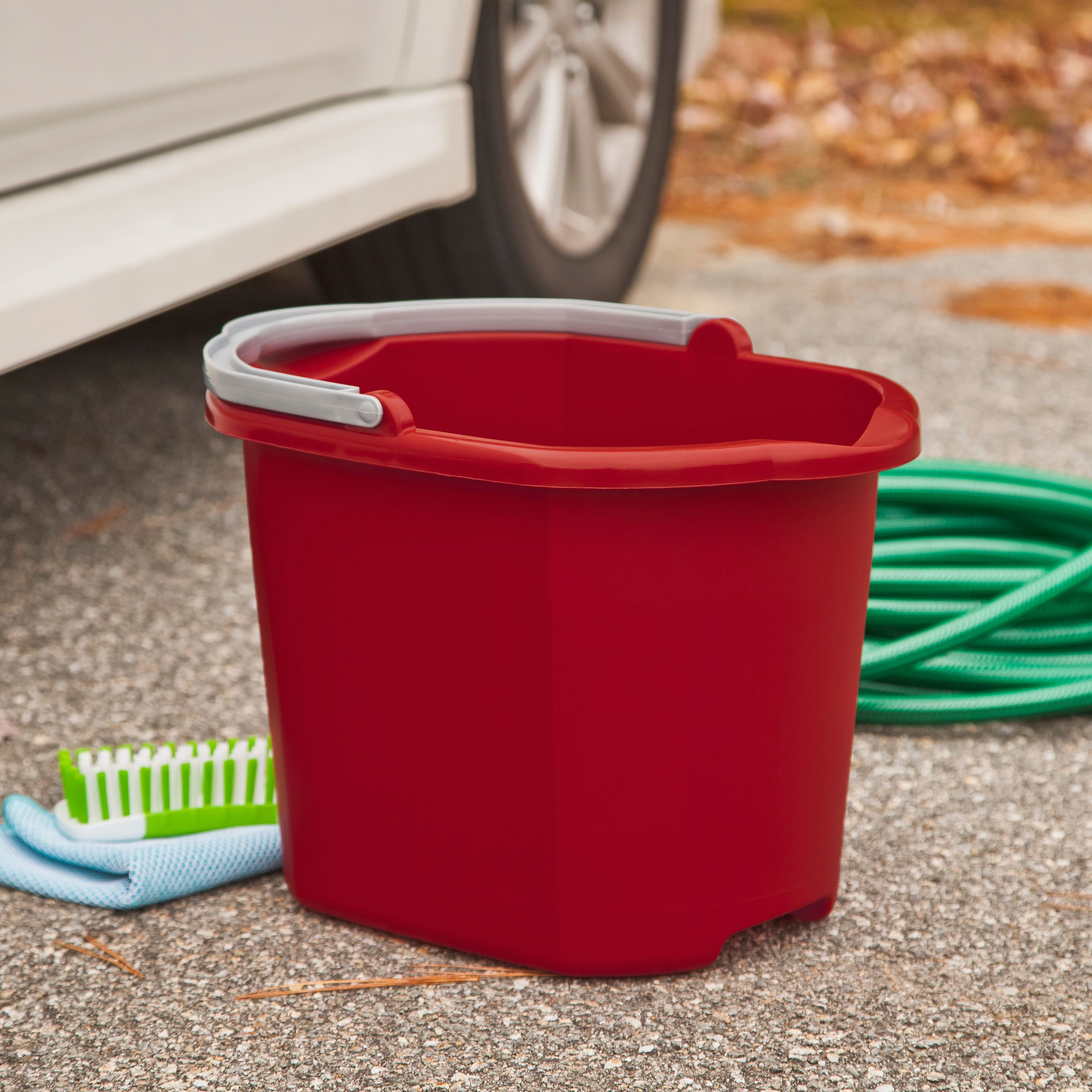 Sterilite Dual Spout Pail, 16 Qt