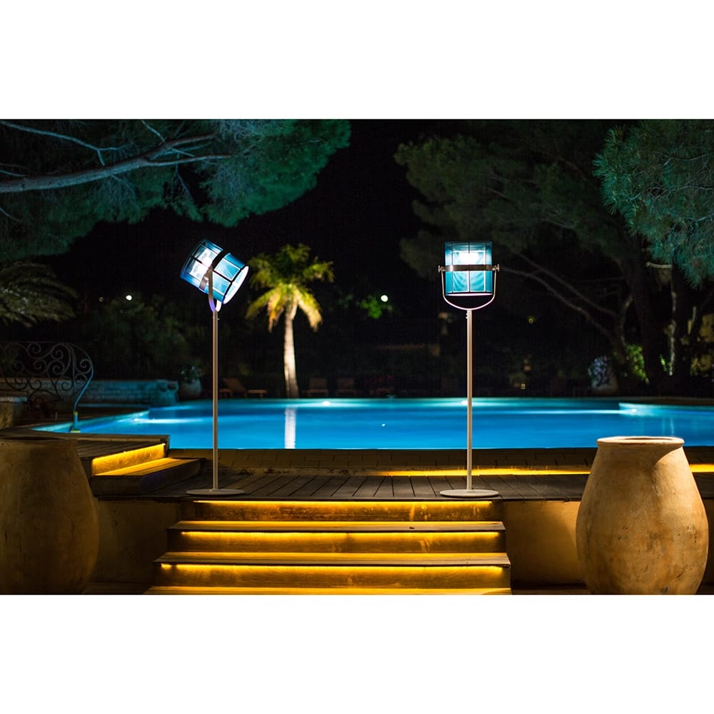 Seaside Casual La Lampe Aluminum Solar Paris, Charbon