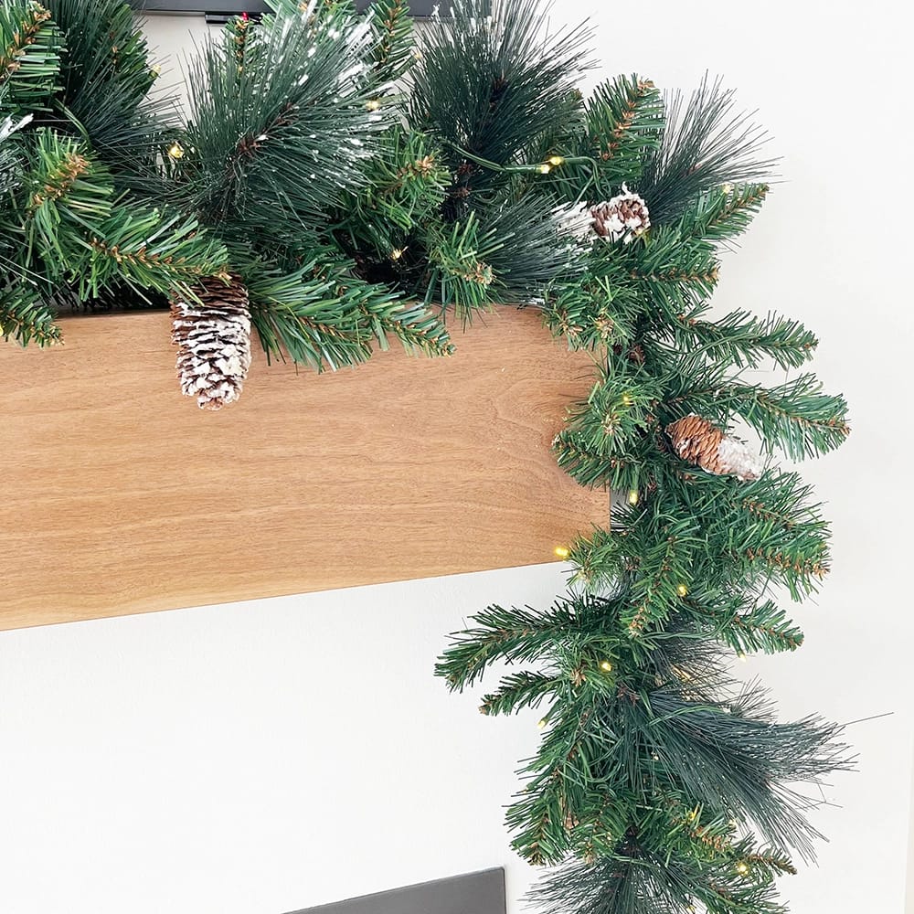 Famous Brand 9' Carolina Pine Pre-Lit Frosted Garland, 2 Pack