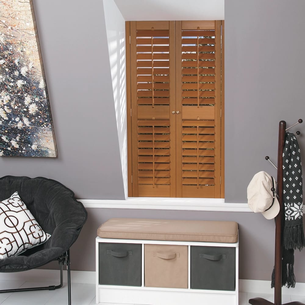 2-1/4" Plantation FW Shutter, Oak, 39-41" x 72"