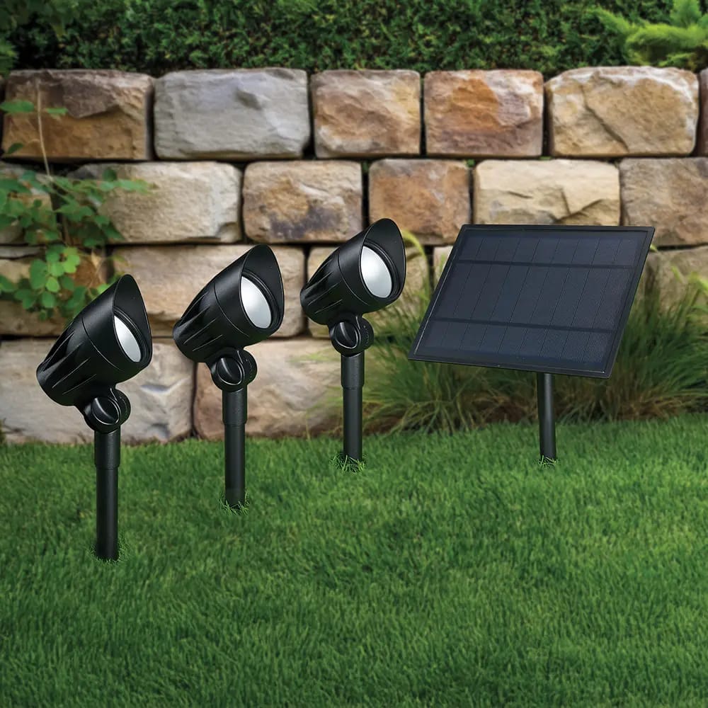 Norwalk Solar Light 3PC With Remote Solar Panel