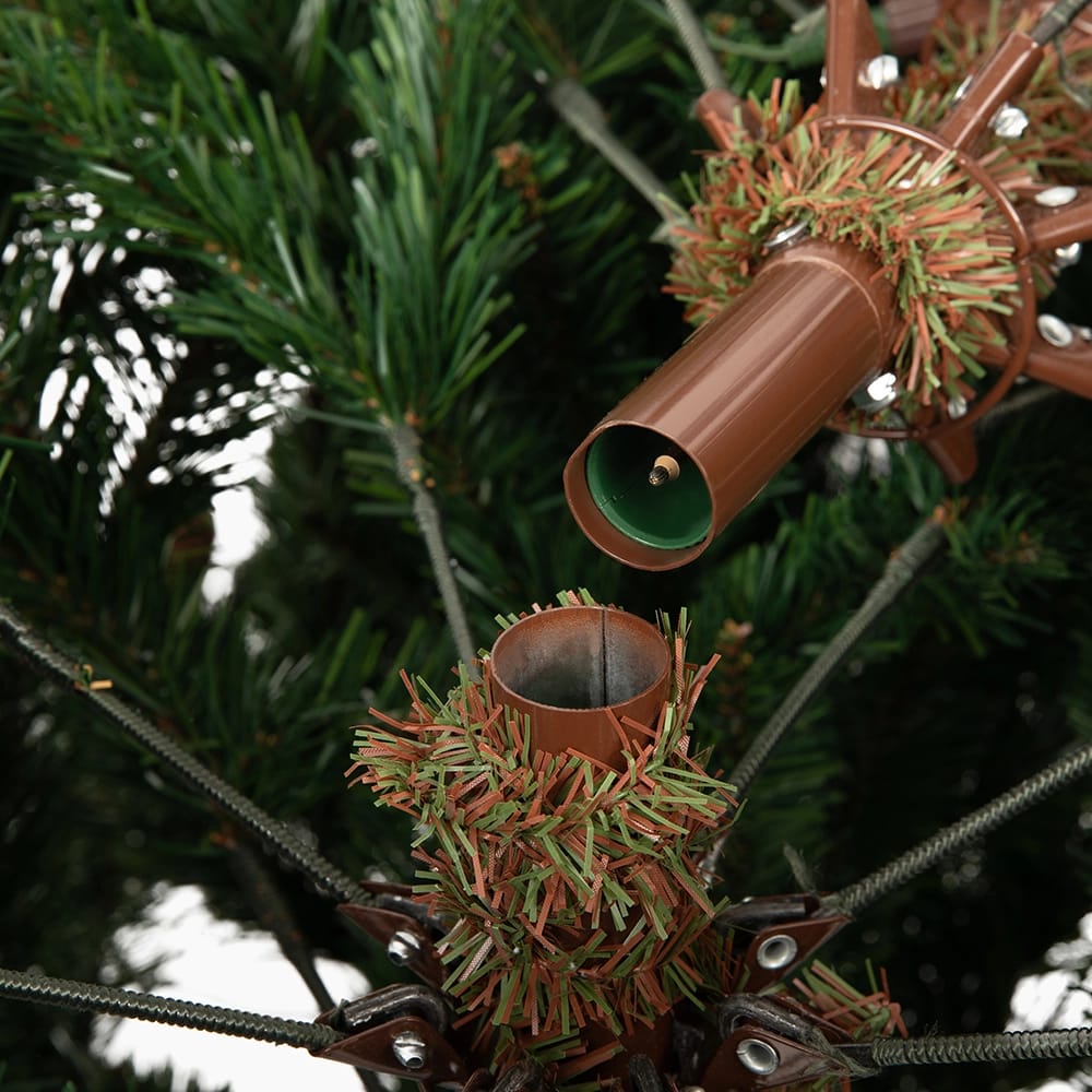 Famous Brand 7' Pre-Lit Frosted Carolina Pine Tree