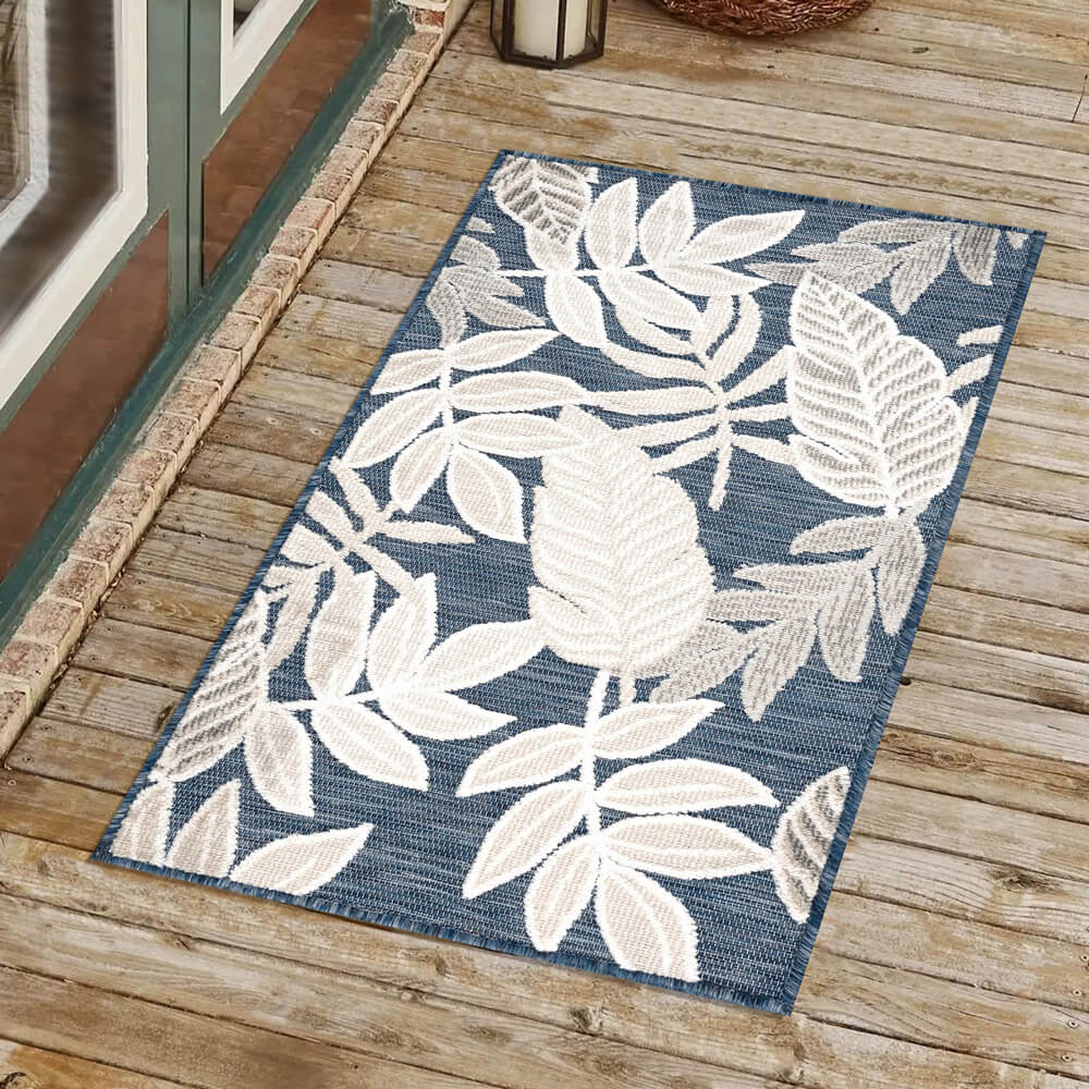 2' 7" x 4' 1" Tropic Indoor/Outdoor Area Rug