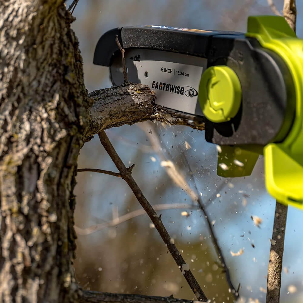 Earthwise Pruning Saw with Pole