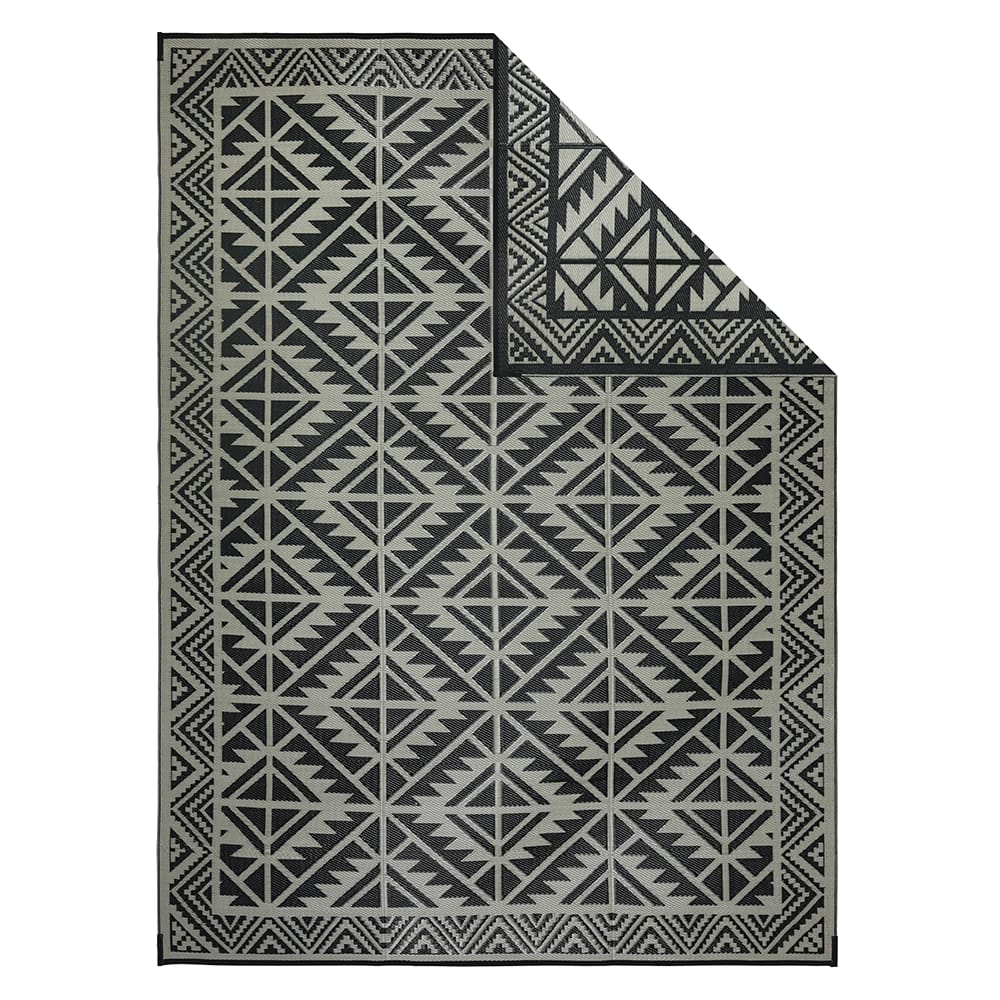 Aurora Reversible Patio Rug, 9' x 12'