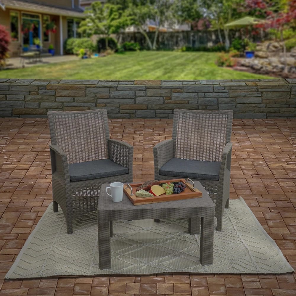 Hand Woven Polyester Indoor/Outdoor Rug, Sand, 5' x 7'
