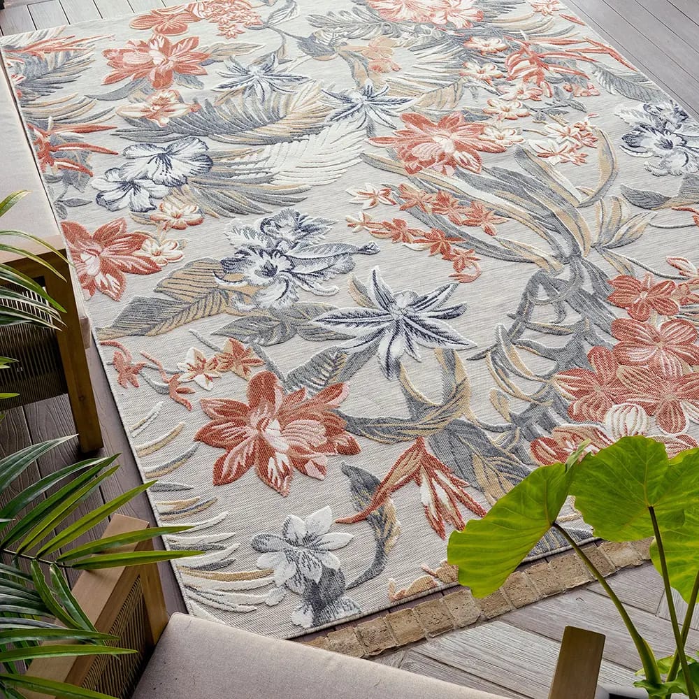 6'7" x 9'3" Tropic Indoor/Outdoor Area Rug