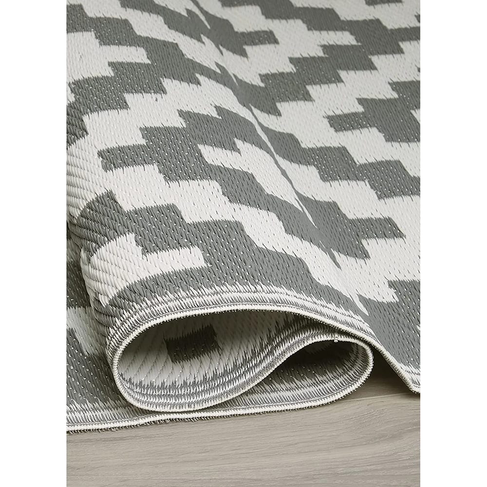 FH Home Reversible Outdoor Area Rug, 5' x 8', Aztec-Gray/White