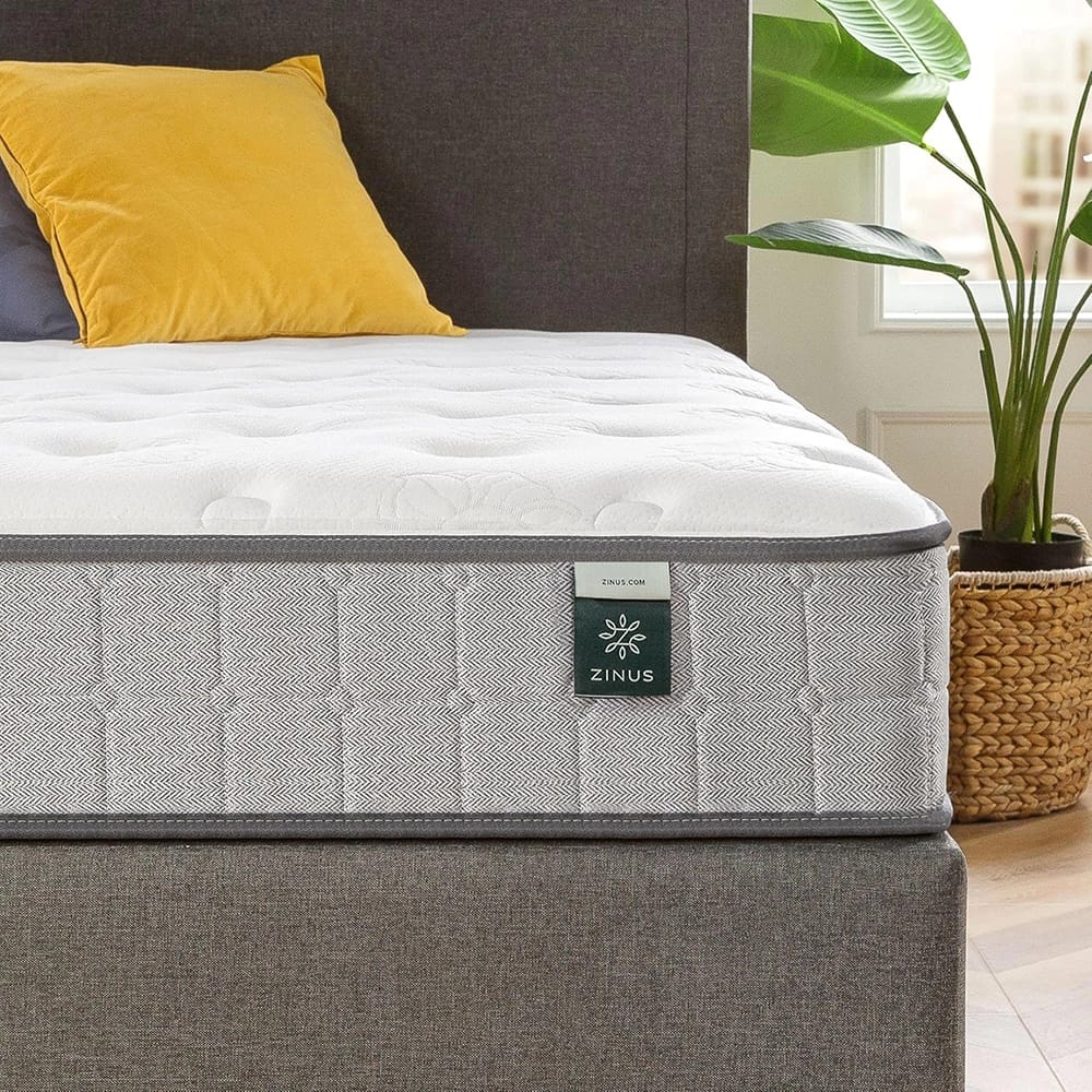 Zinus 8" Comfort Support Cooling Gel Hybrid Mattress, King