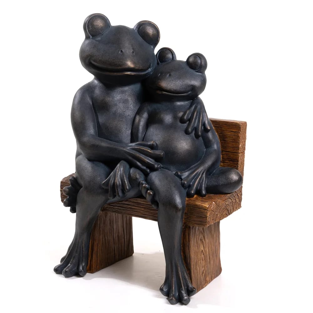 29" Hugging Frogs Garden Statue