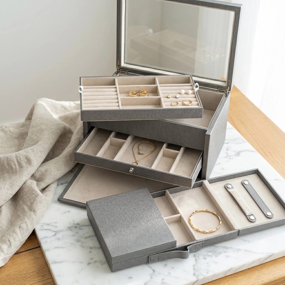 Hives & Honey Emily Jewelry Box, Pewter