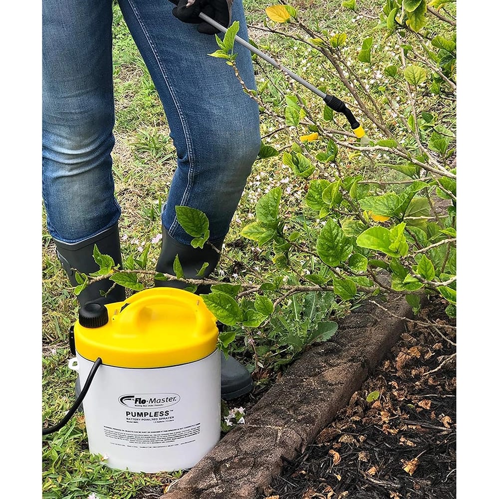 Flo-Master Pumpless Battery-Powered Sprayer