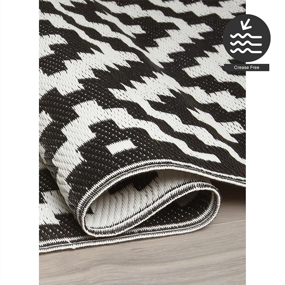 FH Home Reversible Outdoor Area Rug, 5' x 8', Aztec-Black/White