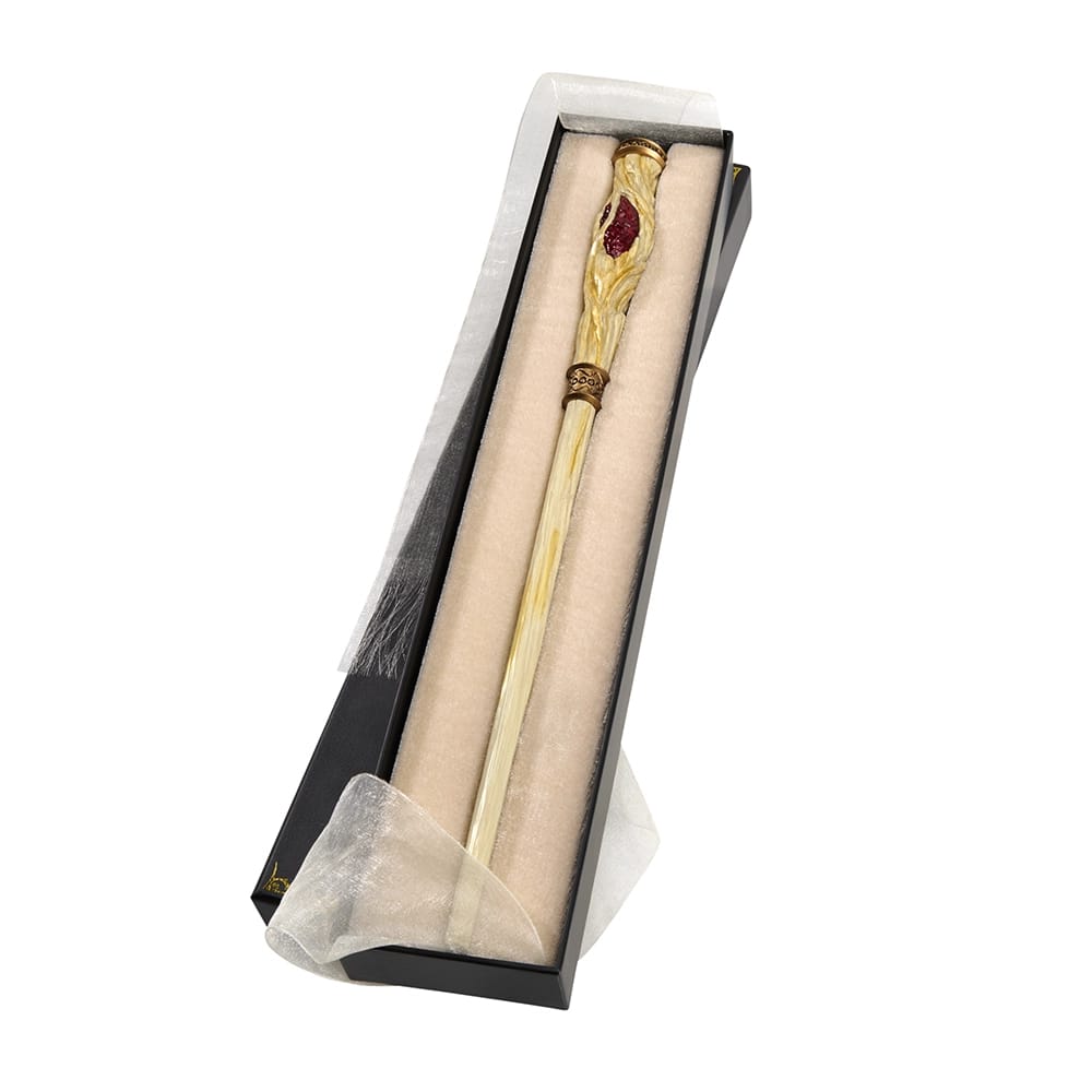 The Wizarding World of Harry Potter Second Generation Interactive Wand, Pine