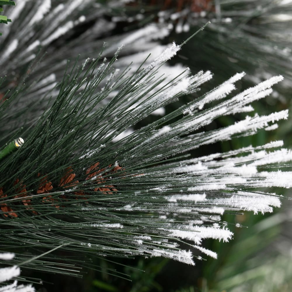 Famous Brand 24" Pre-Lit Frosted Carolina Pine Wreath