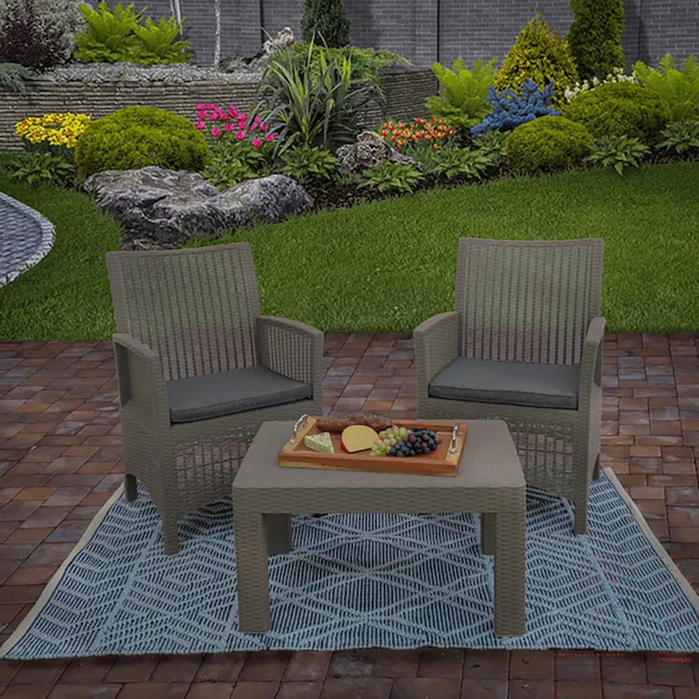 Hand Woven Polyester Indoor/Outdoor Rug, Navy, 4' x 6'