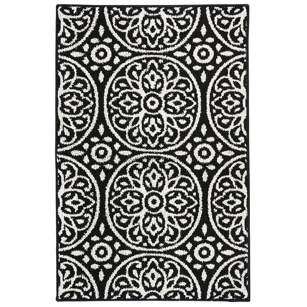 Mohawk 30" x 46" Accent Rug