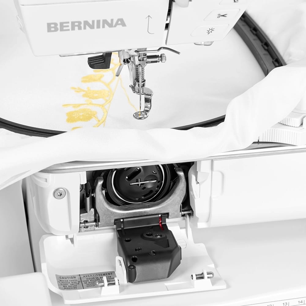 BERNINA B700 Embroidery Machine