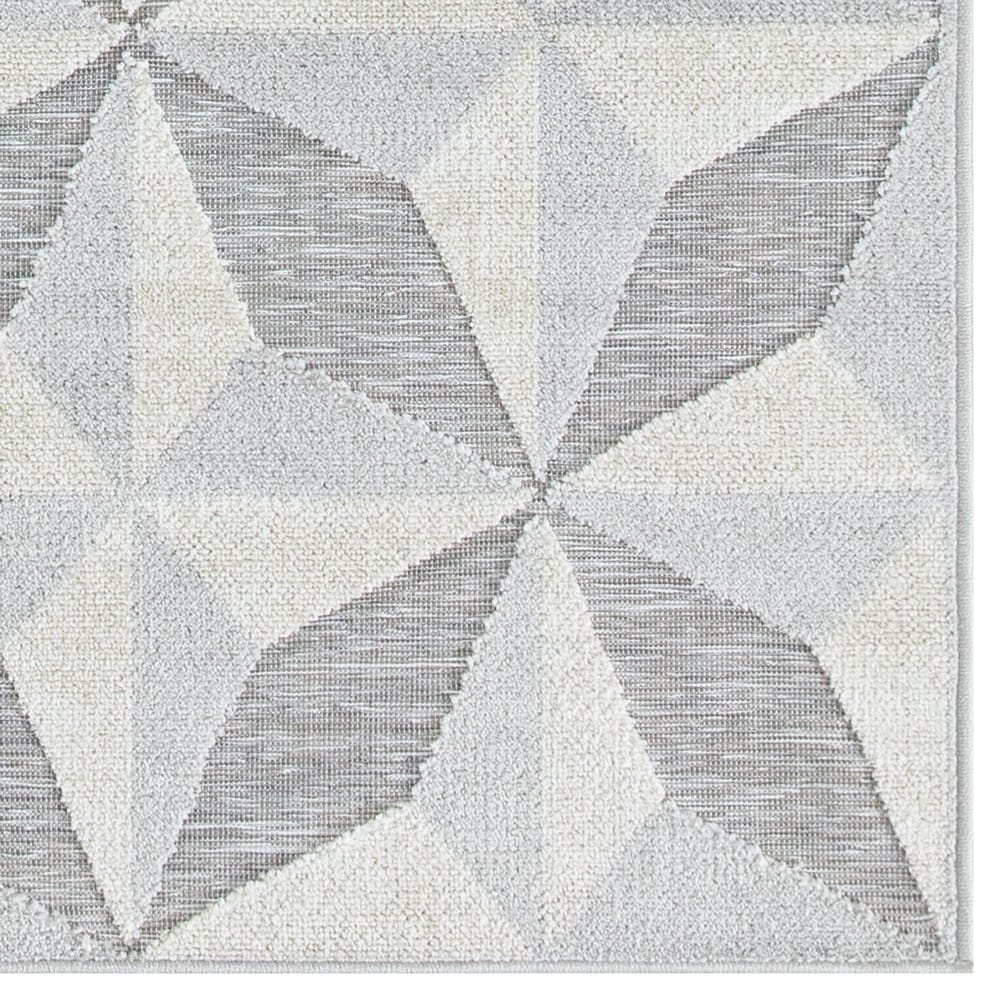 Lagos Indoor/Outdoor Area Rug, 6'7" x 9'3"