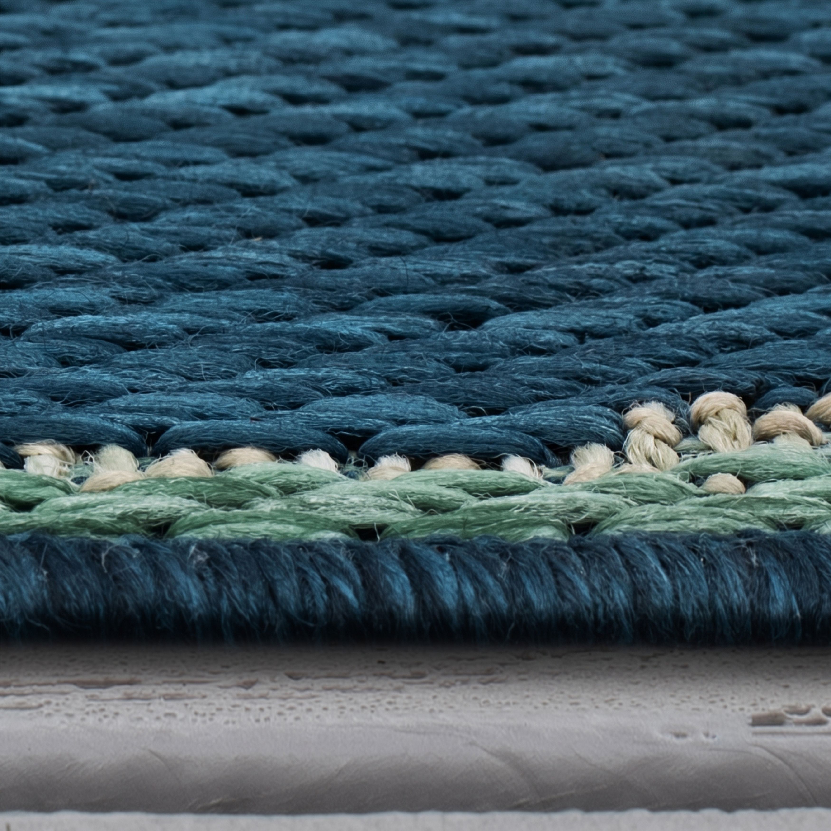 Mohawk Indoor/Outdoor Area Rug, Aqua Waves, 5'3" x 7'3"