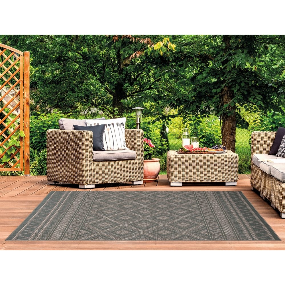 Oasis Premium Indoor/Outdoor Area Rug, 5'3" x 7'3"