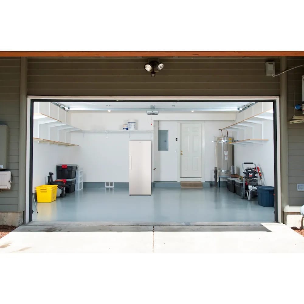 Galanz 16 cu.ft. Convertible Upright Freezer, White