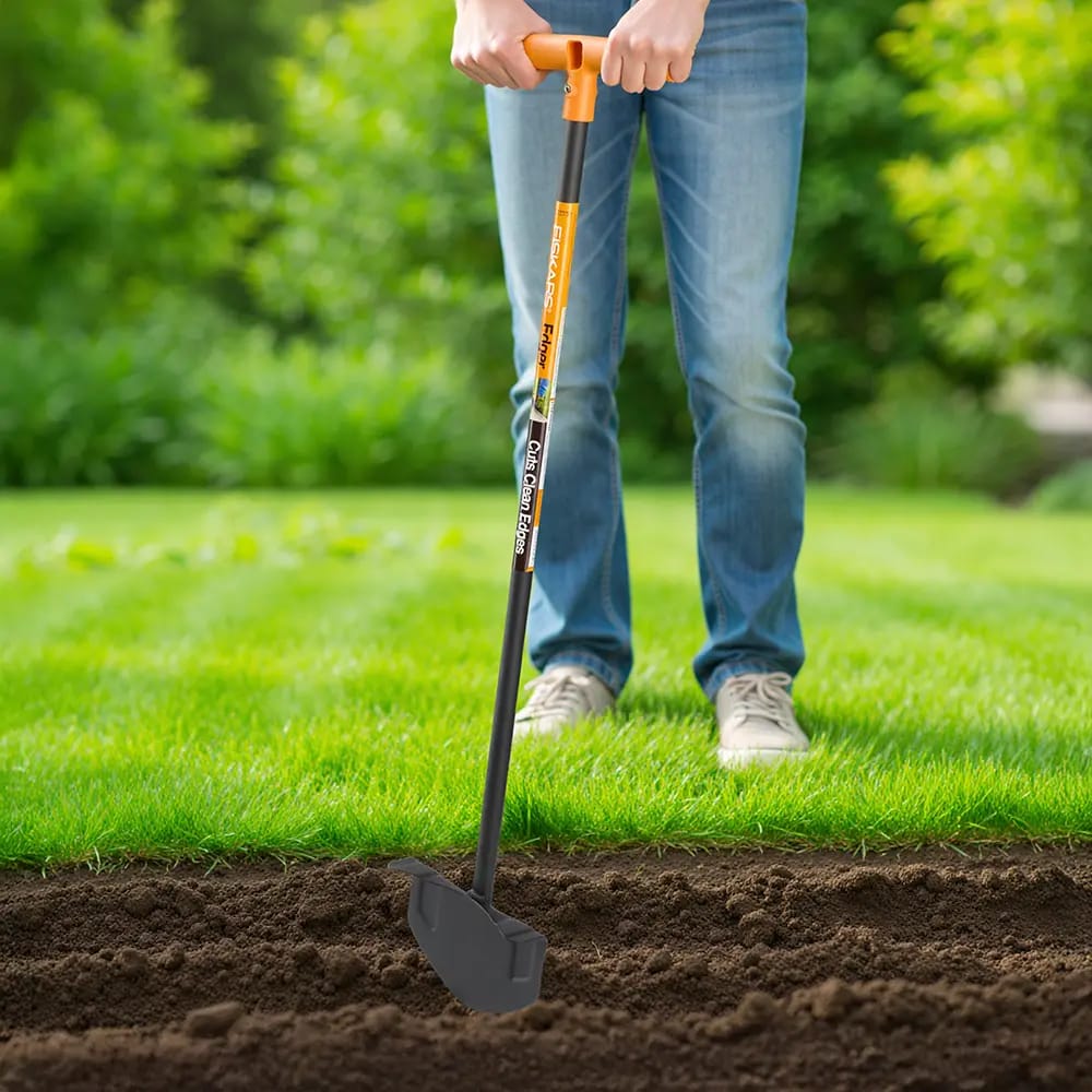 Fiskars Steel Long Handle Edger